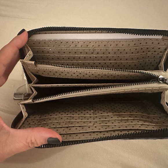 Zippered Wallet - Picture 3 of 3